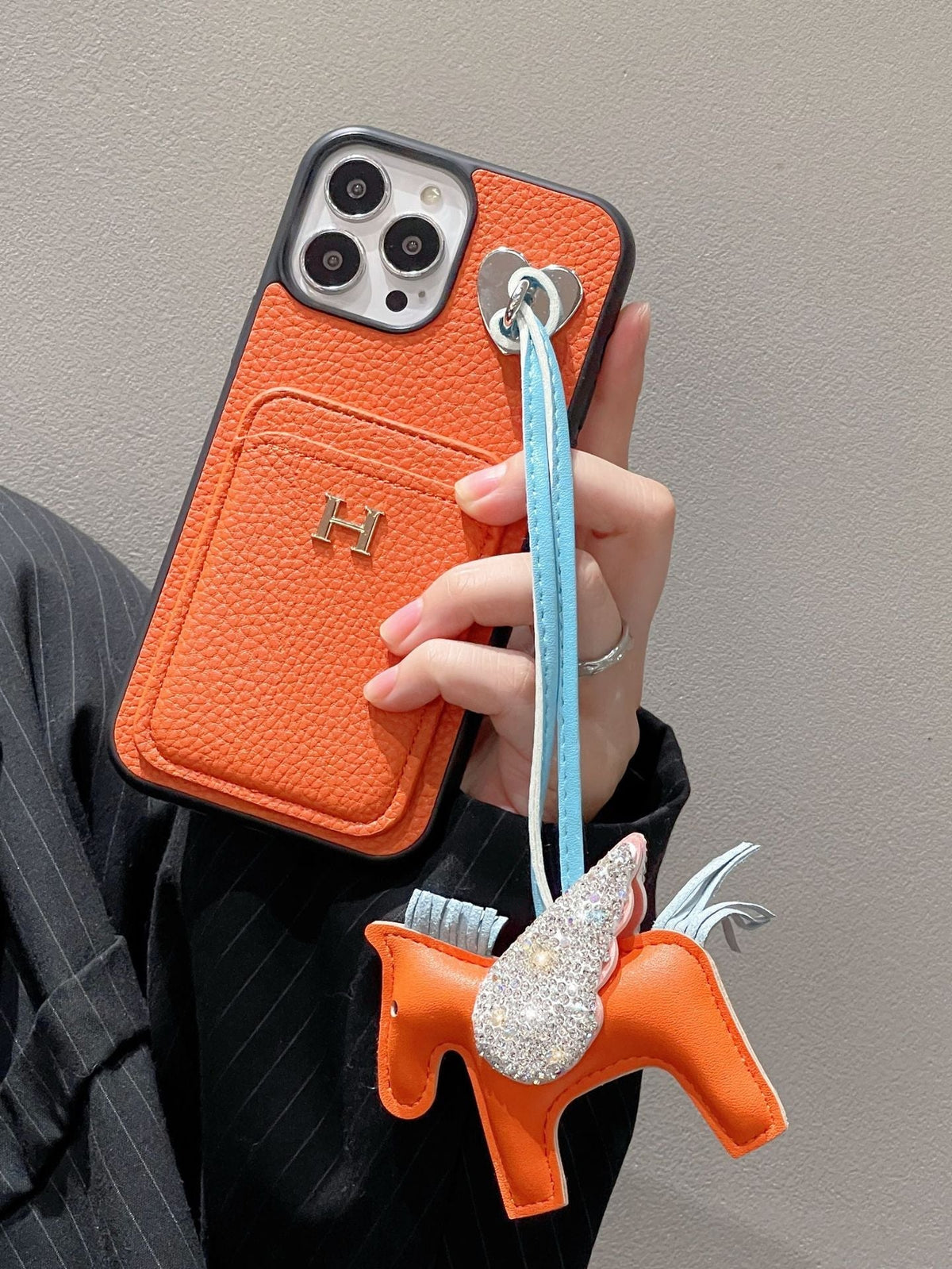 2026New arrival &nbsp;H Card Holder Leather Pendant iPhone Case