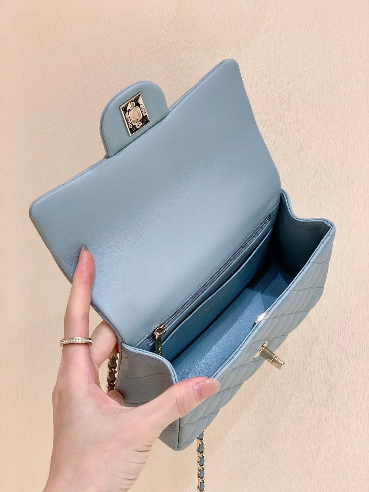 2026 Exquisite+leather+bags-170