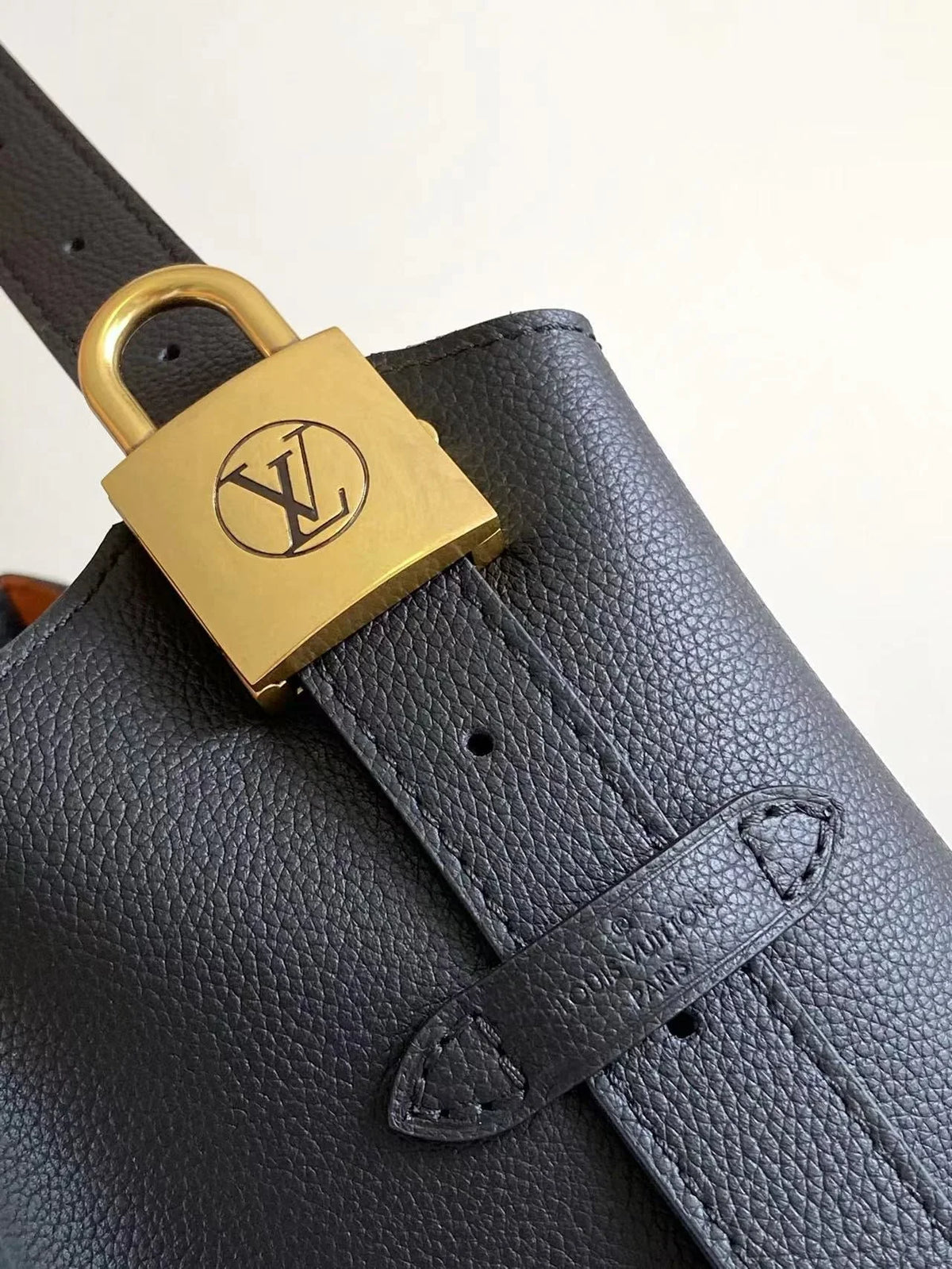 2026 Exquisite+leather+bags-386