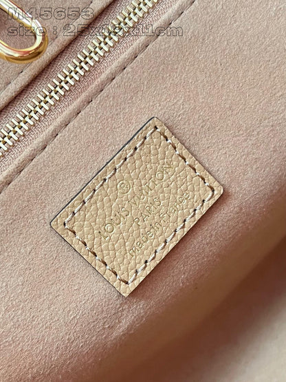 2026 Exquisite+leather+bags-358