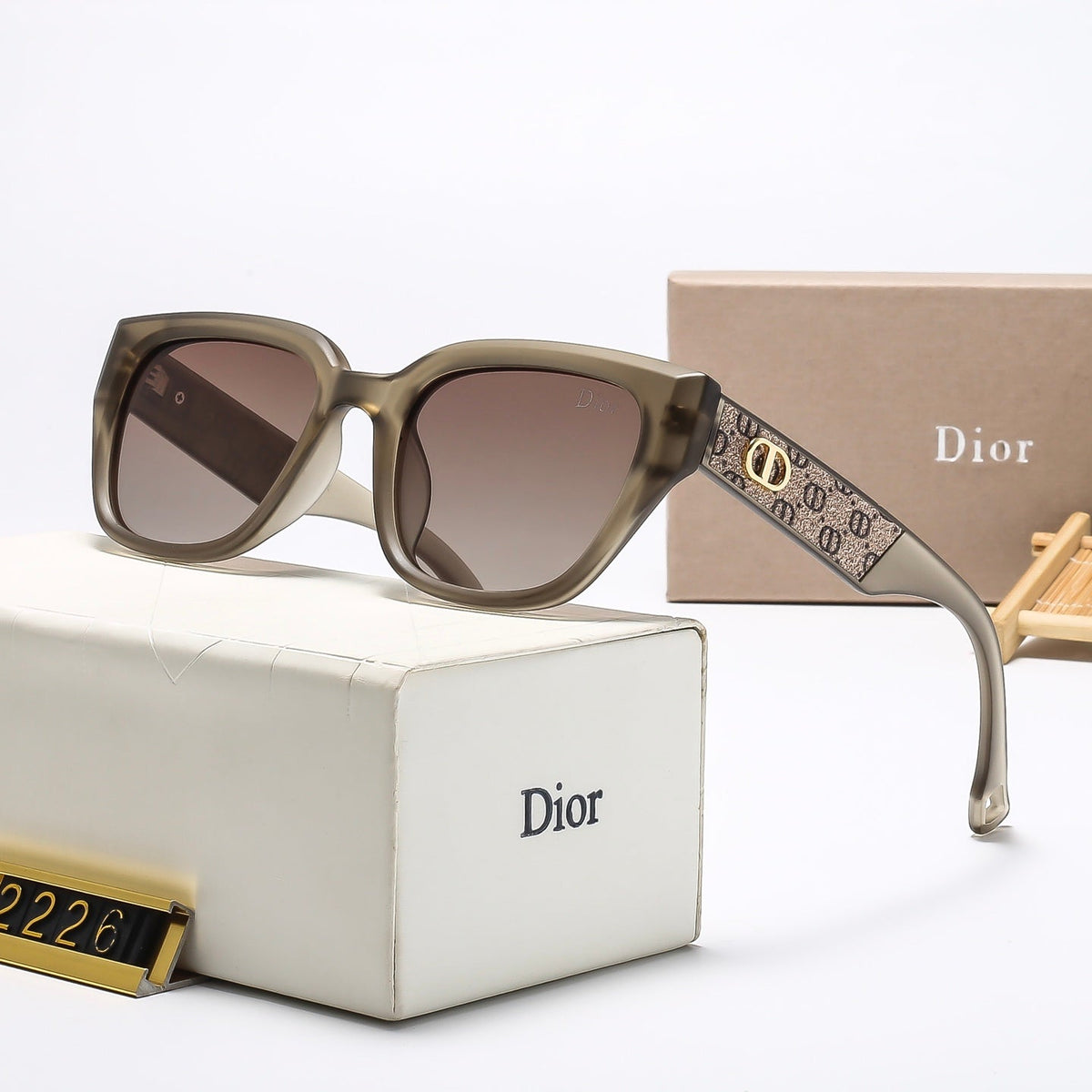 2026 7 Colors Classic Trendy Sunglasses 2226