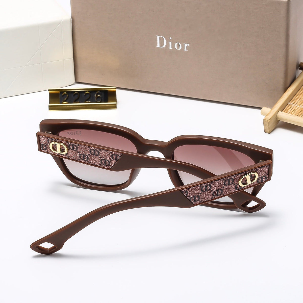 2026 7 Colors Classic Trendy Sunglasses 2226