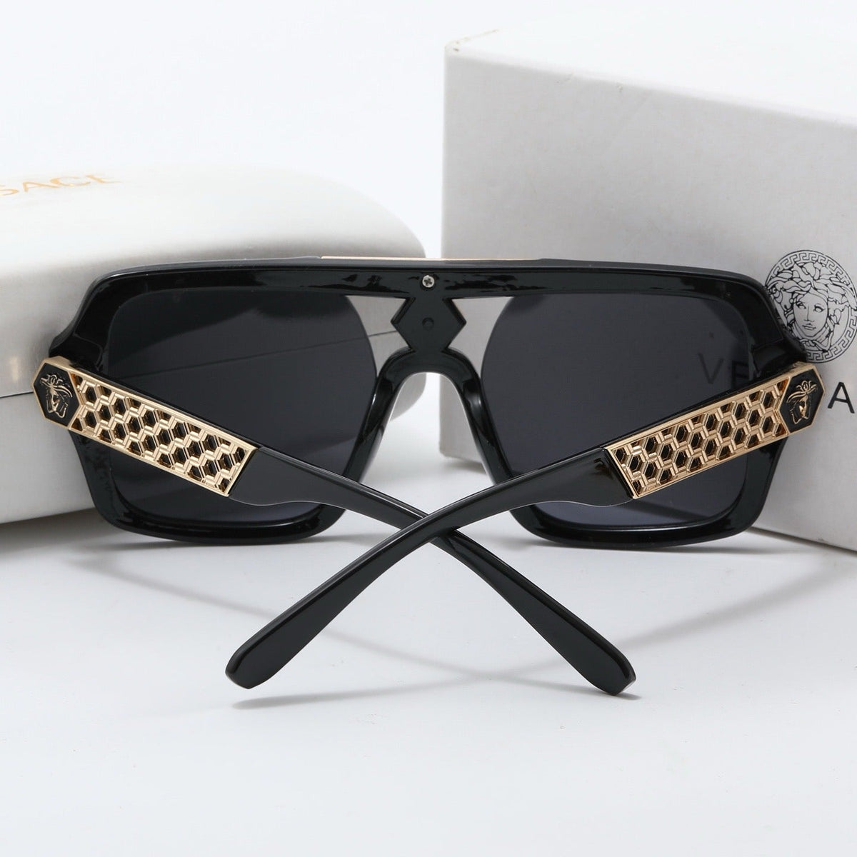 2026 4 Colors High-End Fashion Sunglasses 4184