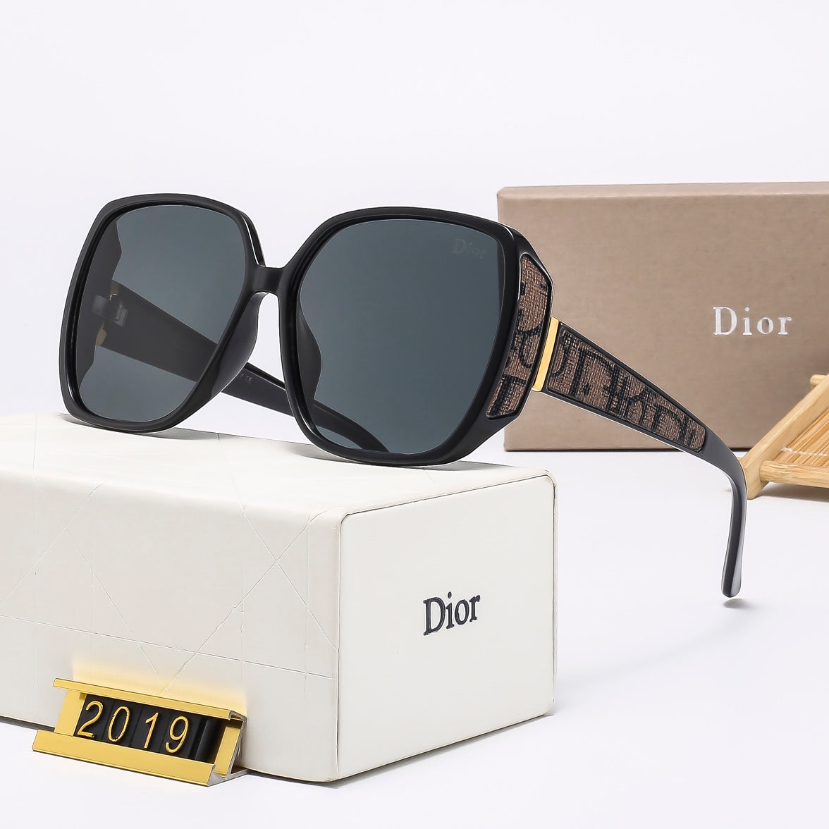 2026 5 colors high definition UV protection high end sunglasses  2019
