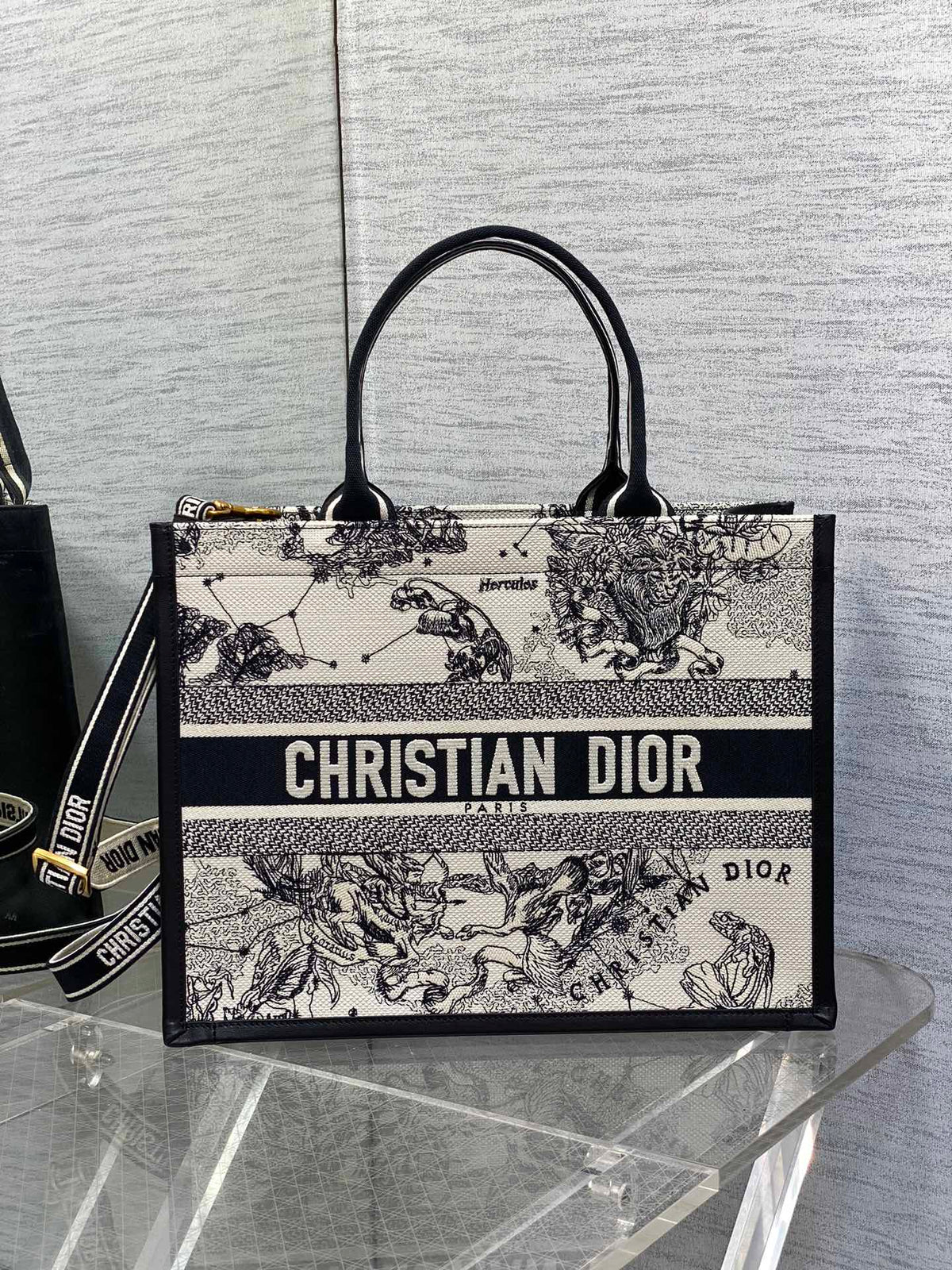 2026 Exquisite+leather+bags-399