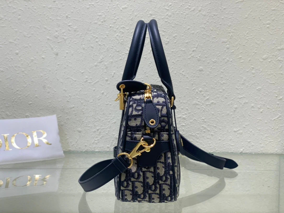 2026 Exquisite+leather+bags-135