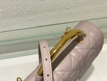 2026 Exquisite+leather+bags-75