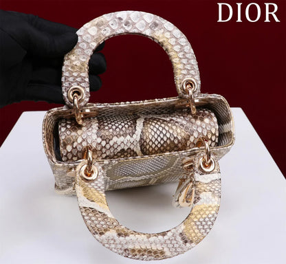2026 Exquisite+leather+bags-110