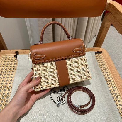 2026 Exquisite+leather+bags-42