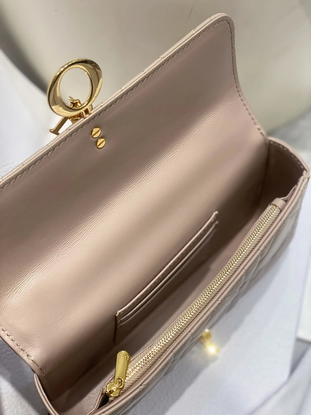 2026 Exquisite+leather+bags-130