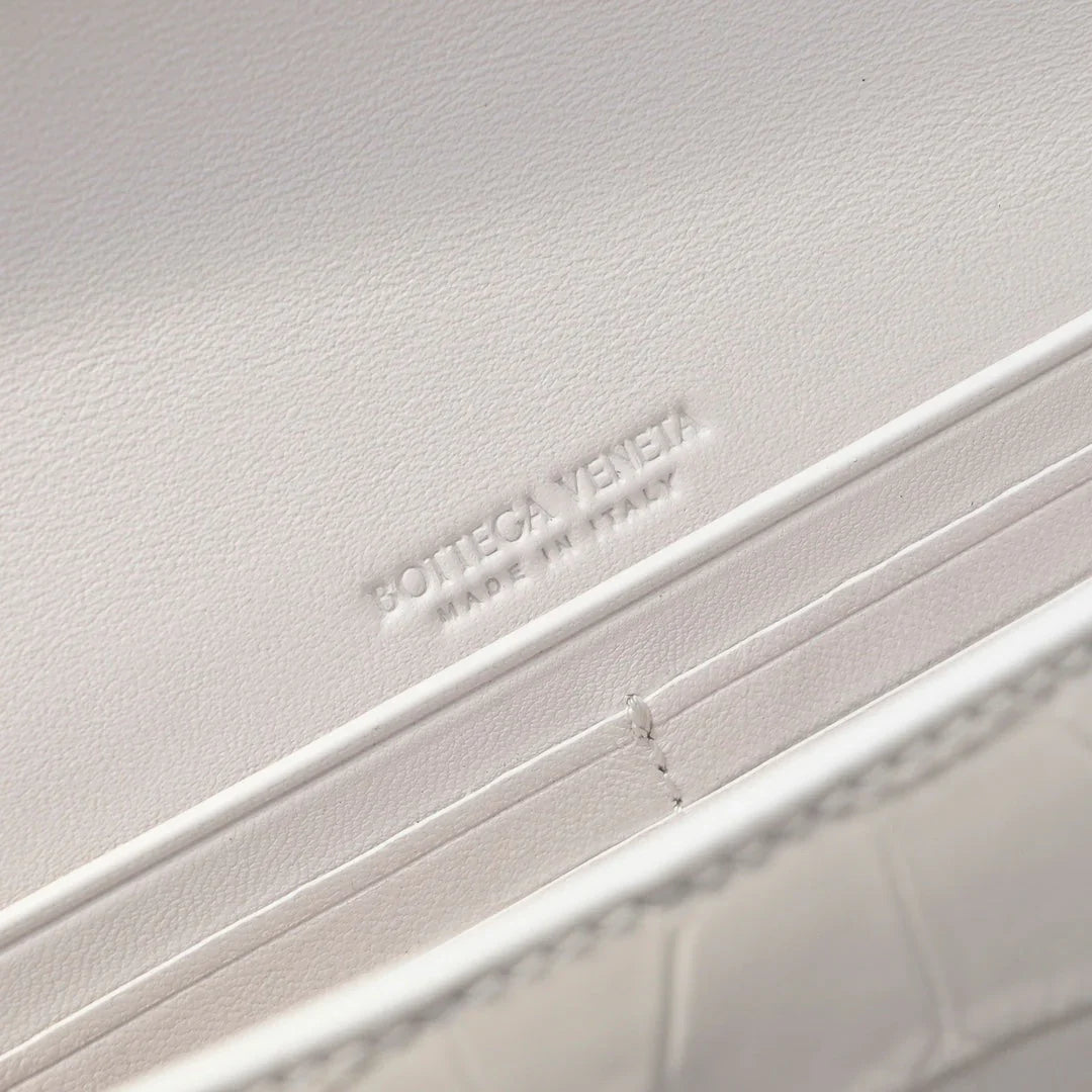 2026 Exquisite+leather+bags-90