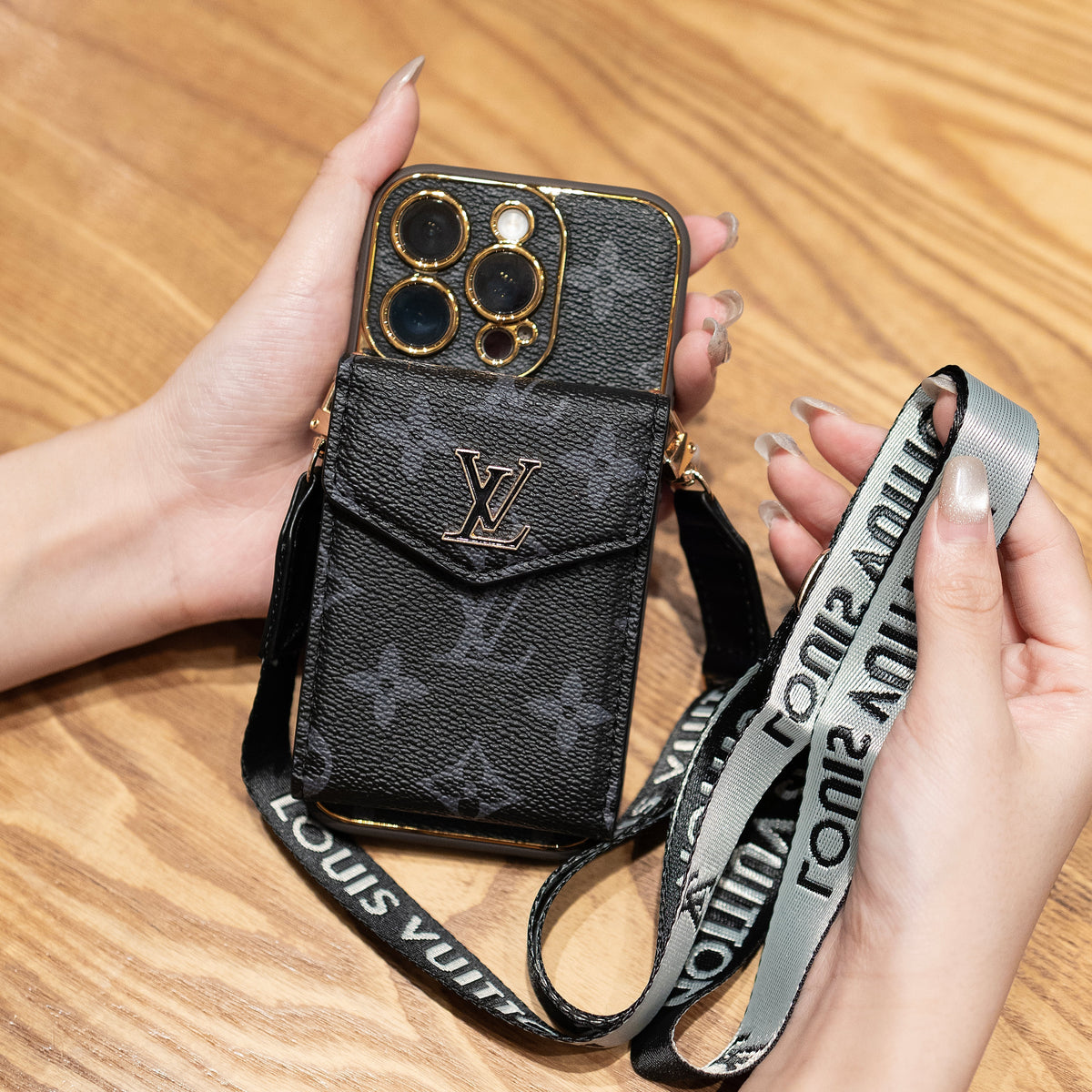 New Classic Luxury Card Holder Phone Case 07