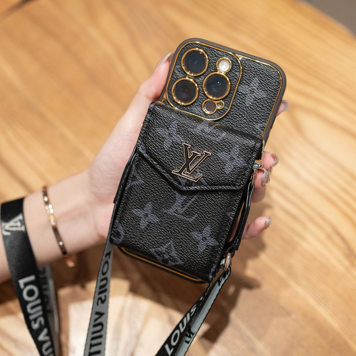New Classic Luxury Card Holder Phone Case 07