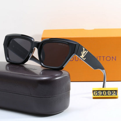 2026 Fashion Retro Embossed Sunglasses