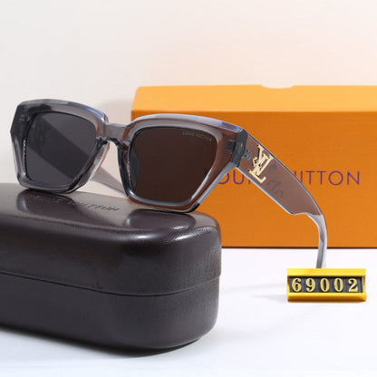 2026 Fashion Retro Embossed Sunglasses
