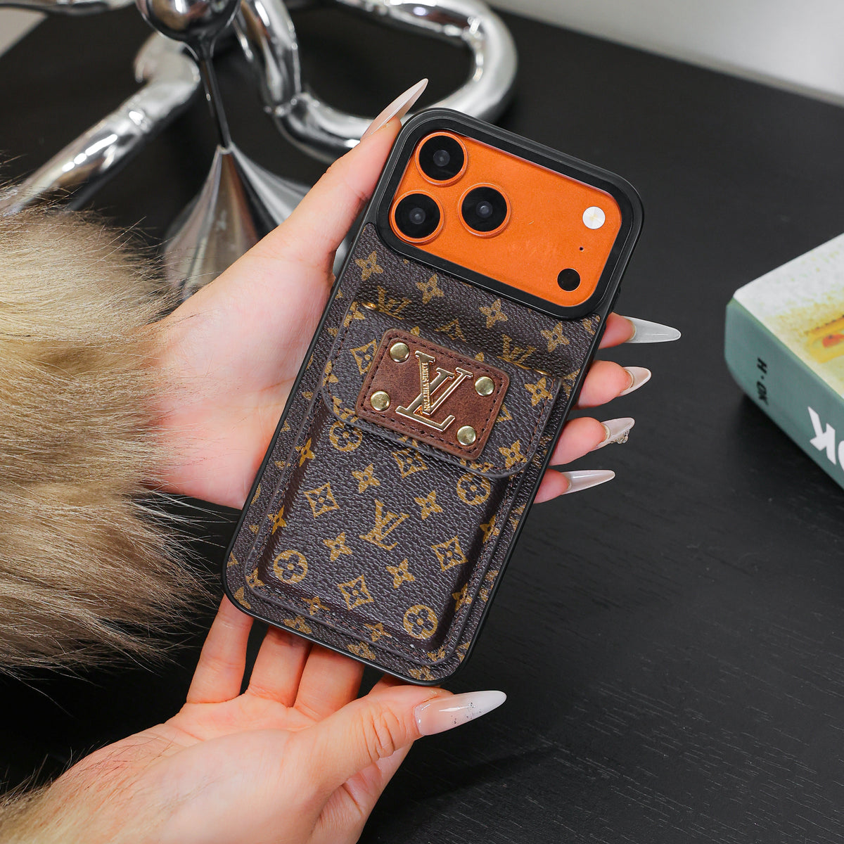 New Classic Luxury Card Holder Phone Case  08