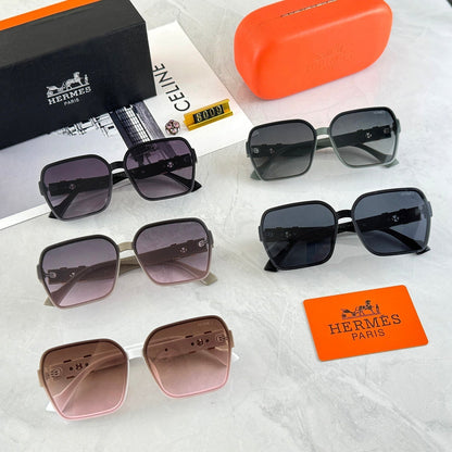 2026 Fashionable New Square Polarized Sunglasses