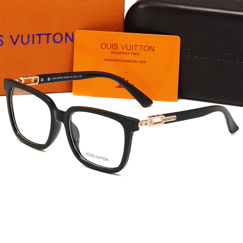 2026 Unisex Metal Hinged Square Sunglasses