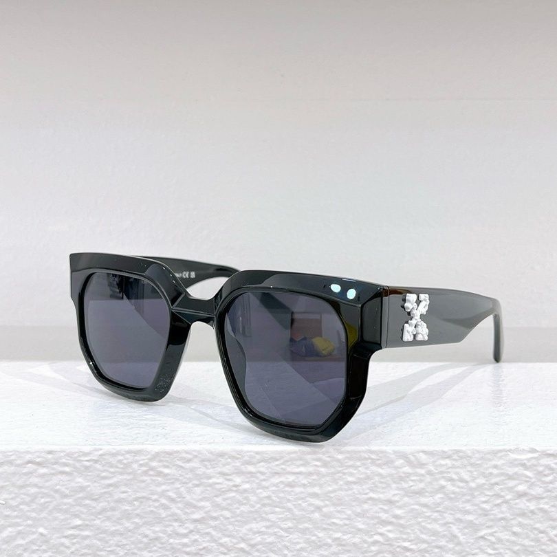 2026 Square Frame Trendy Fashion Sunglasses