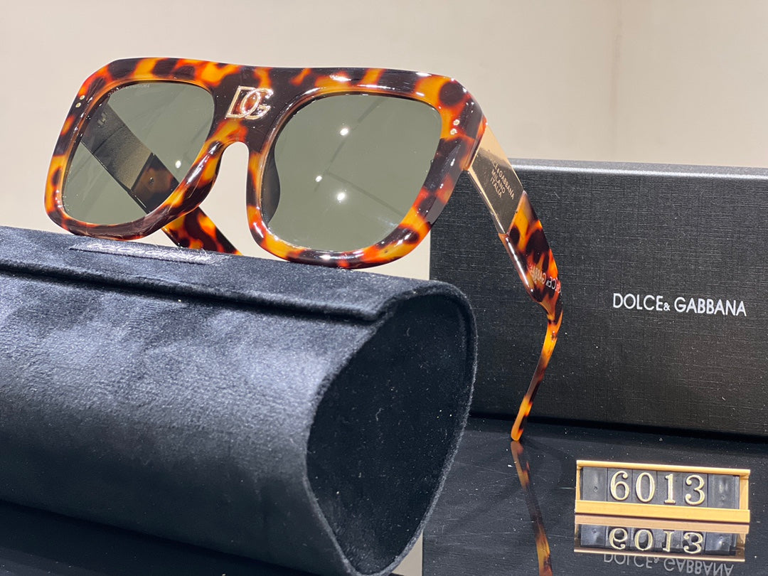 2026 Fashion Large Frame Square Sunglasses