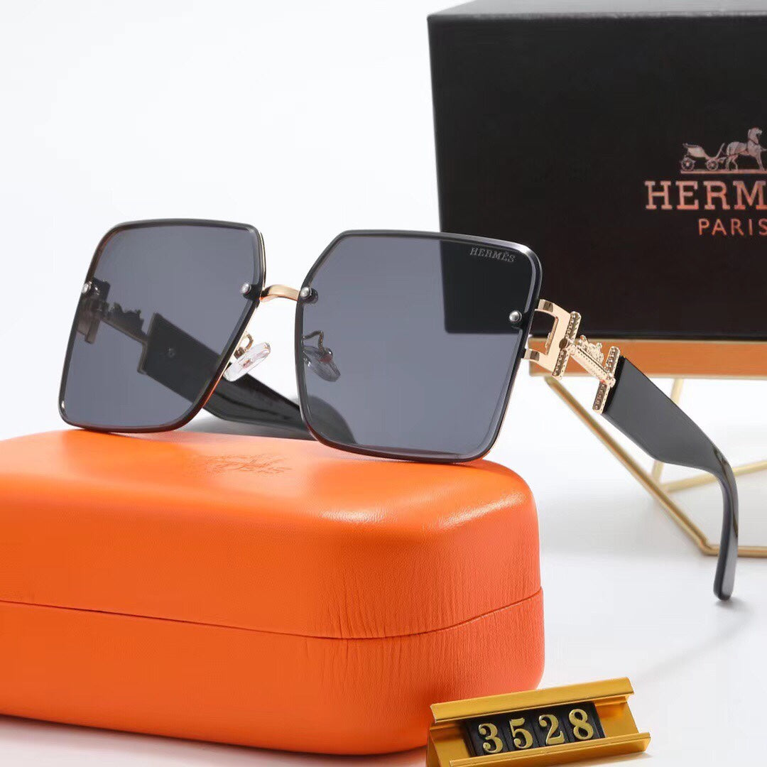 2026 Fashion Metal H Carriage Sunglasses