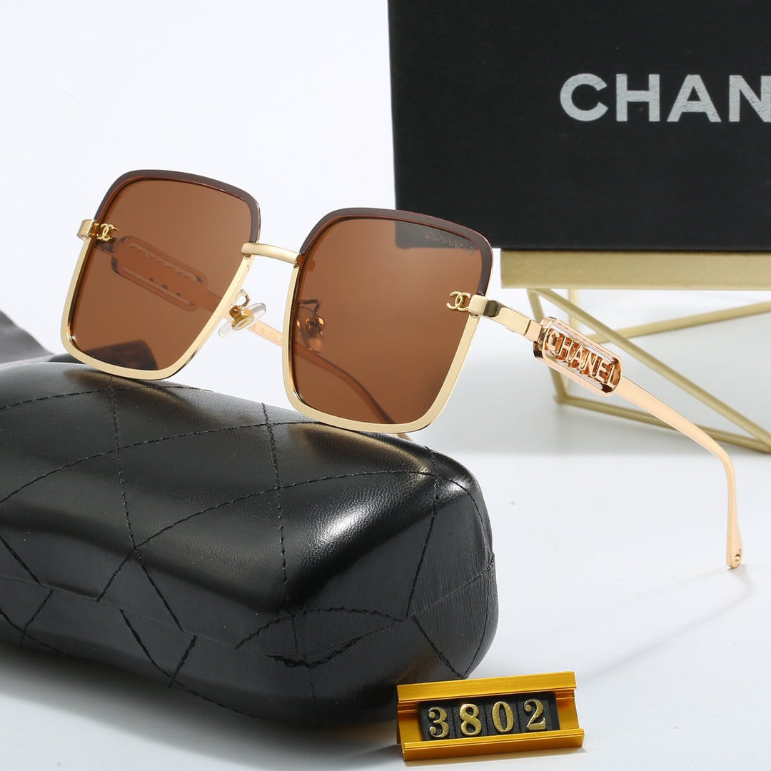 2024 Fashion Woman's Metal Letters Sunglasses
