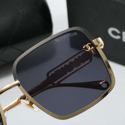2024 Fashion Woman's Metal Letters Sunglasses