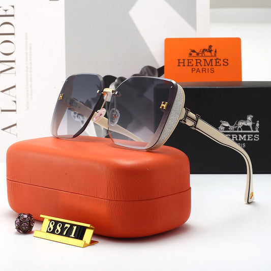 2026 Fashion Sparkling Diamond Frame Sunglasses