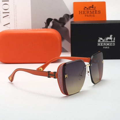 2026 Fashion Sparkling Diamond Frame Sunglasses