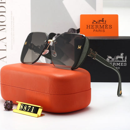2026 Fashion Sparkling Diamond Frame Sunglasses