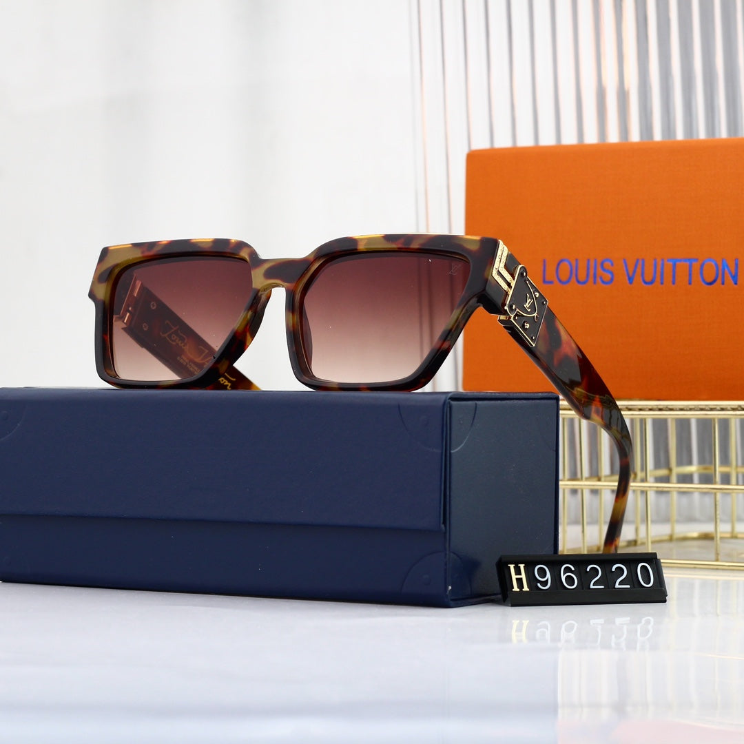 2026 Classic Fashion Square Sunglasses