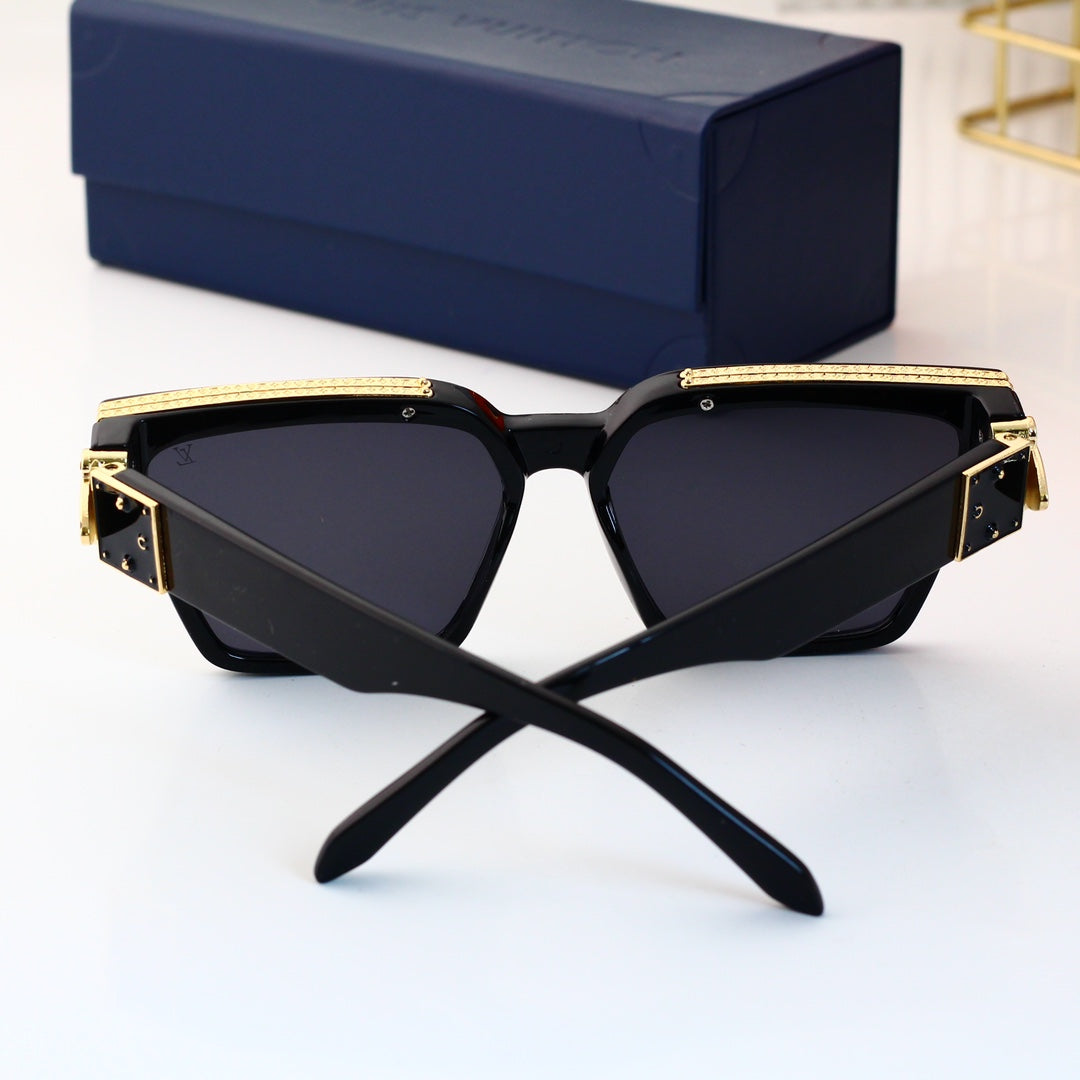 2026 Classic Fashion Square Sunglasses