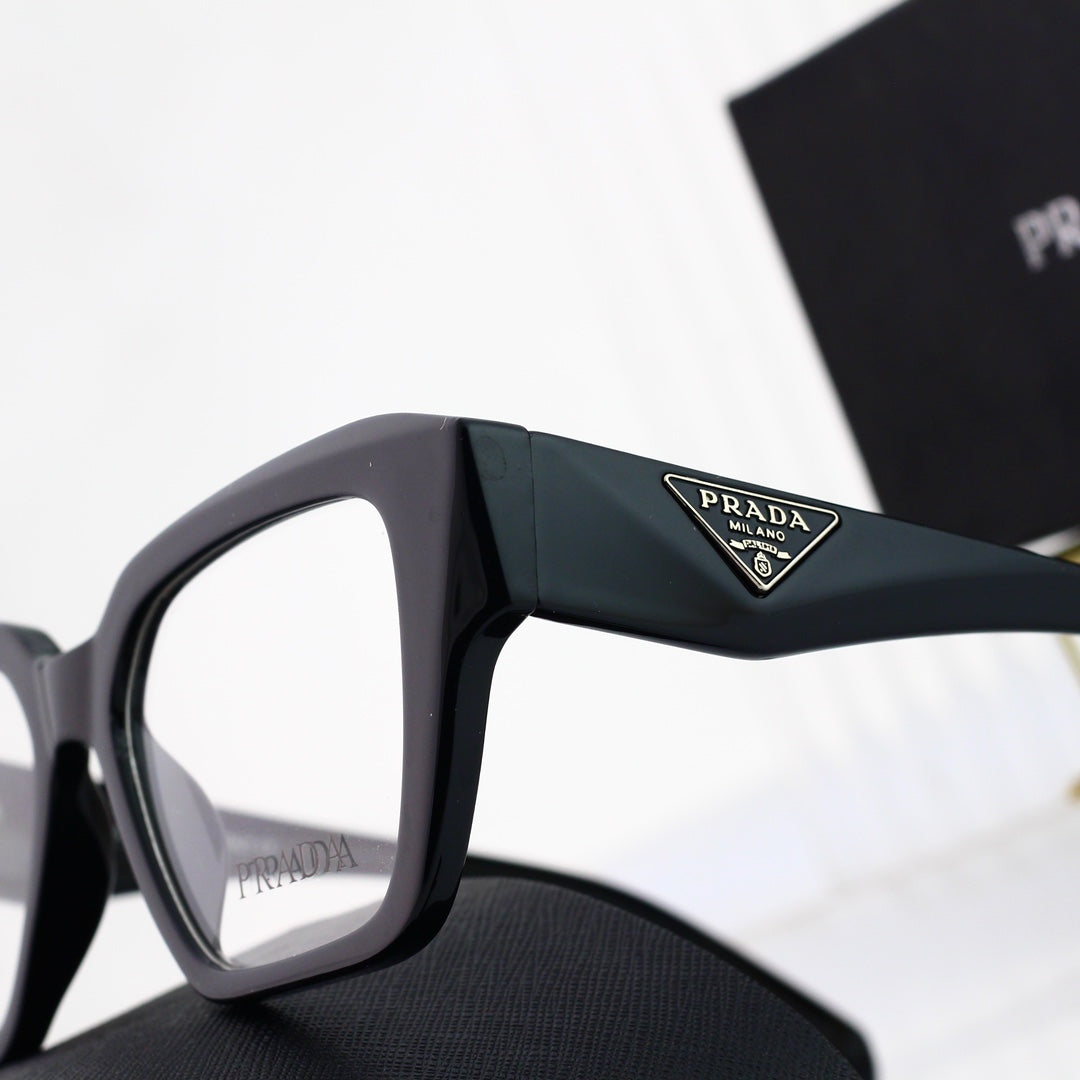 2026 Retro Classic Triangle Logo Glasses