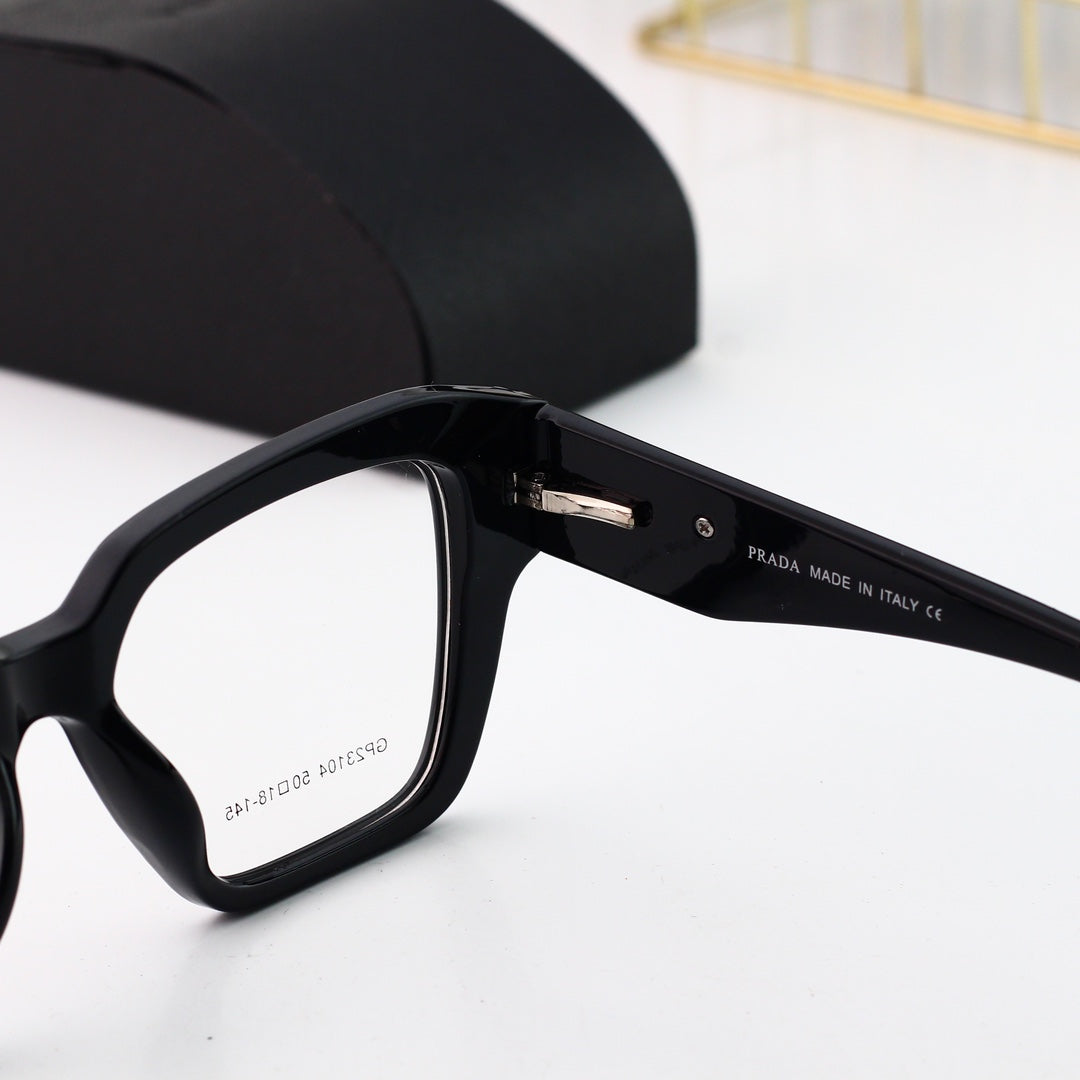 2026 Retro Classic Triangle Logo Glasses