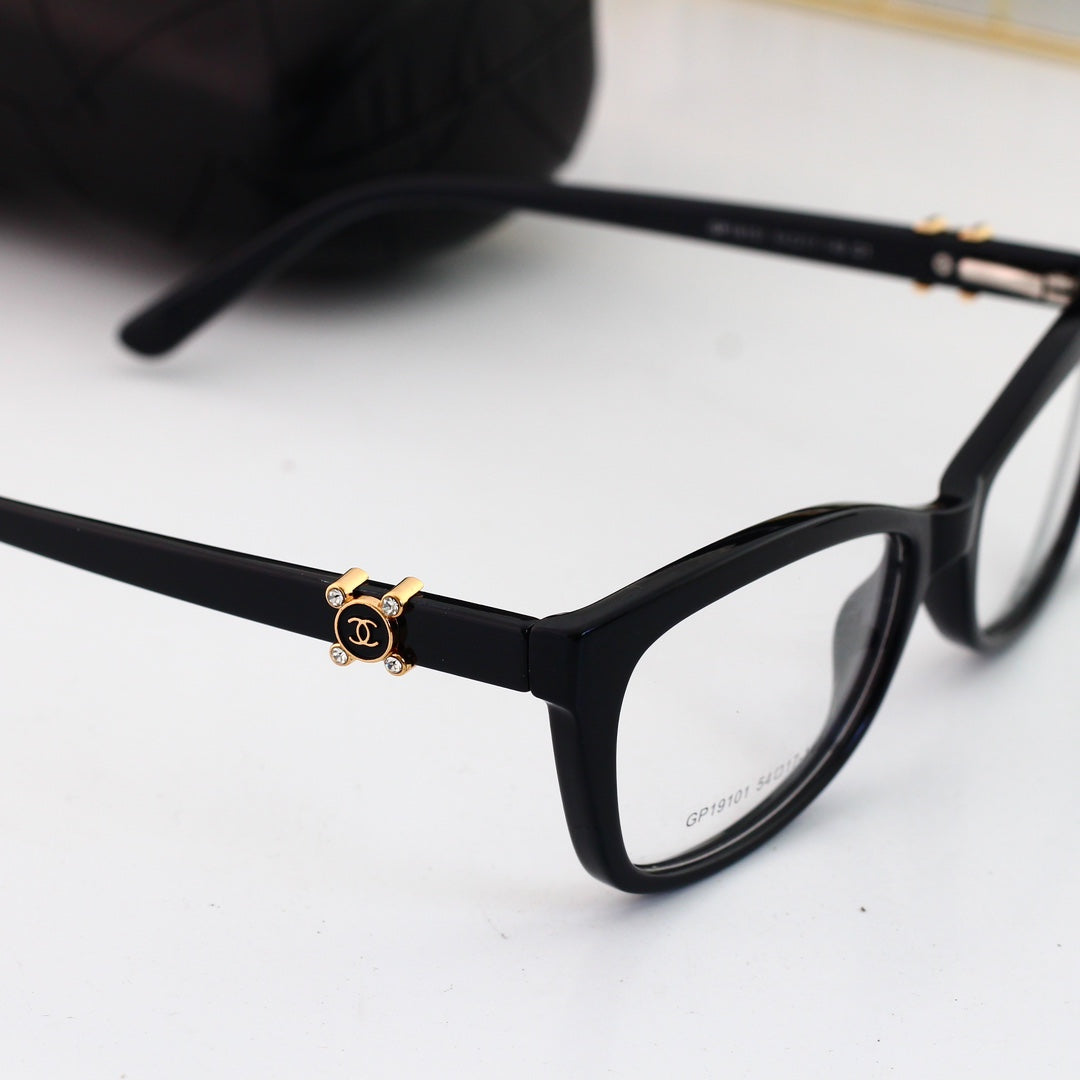 2026 Fashionable Rhinestone Logo Glasses