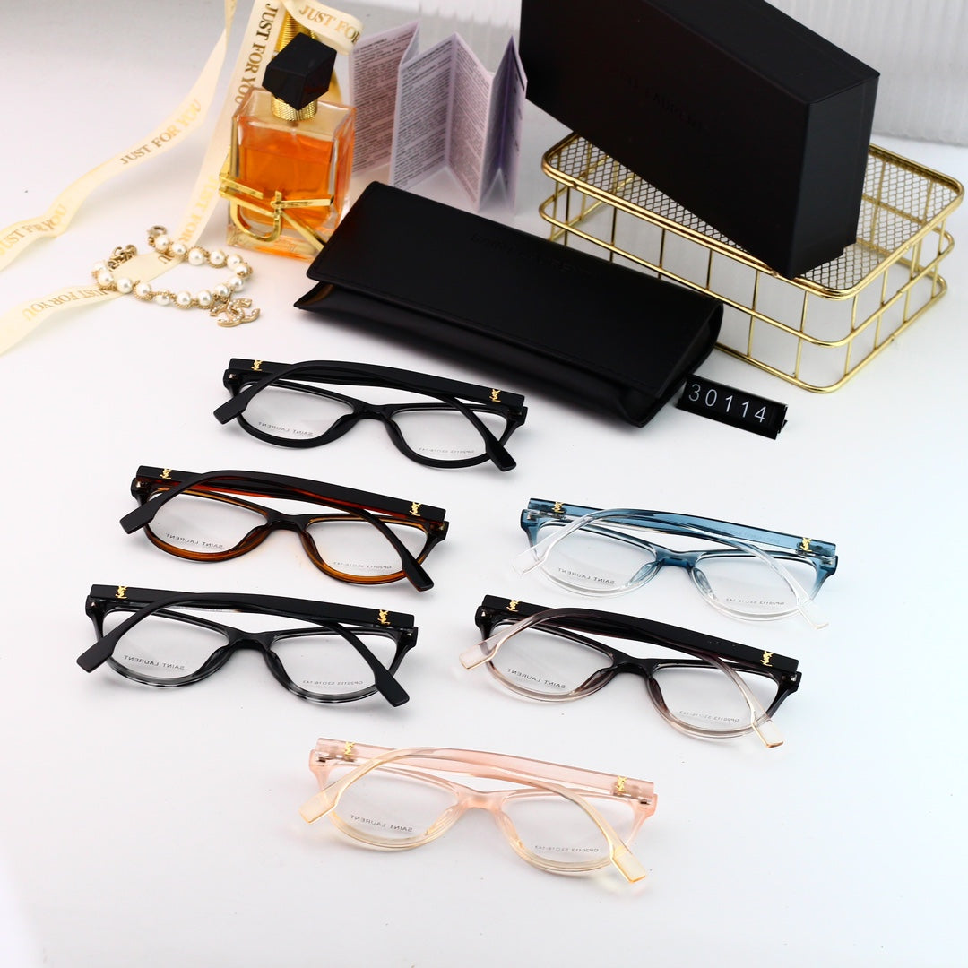 2026 Deluxe New Fashion Logo Glasses
