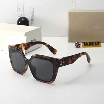 2026 Vintage Embossed Square Women's Sunglasses