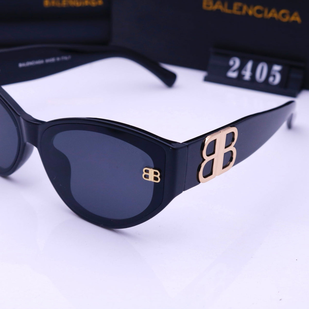 2026 Cat Eye Classic Metal B Sunglasses